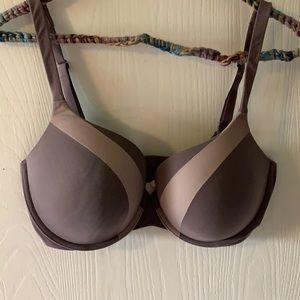 Body by Victoria perfect shape in plum